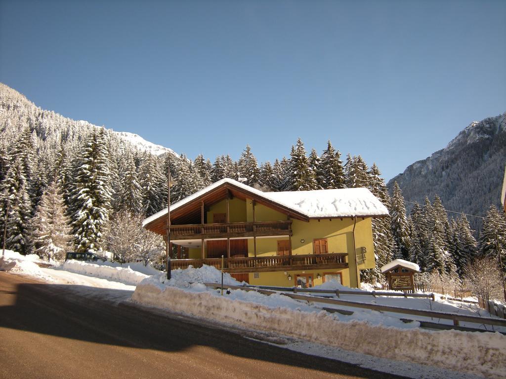 Albergo Pozzole Stava Exterior photo